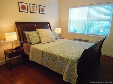 503 75th St unit 3, Miami Beach, FL 33141 - photo 4