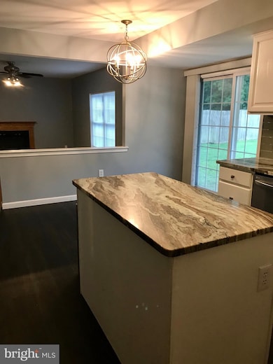 4366 Hillside Rd, Reading, PA 19606 - photo 5