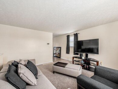 3782 Adell Rd, Columbus, OH 43228 - photo 4