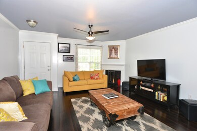 02_living_8456 (1)