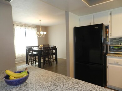 1363 N Modoc Ave, Medford, OR 97504 - photo 6