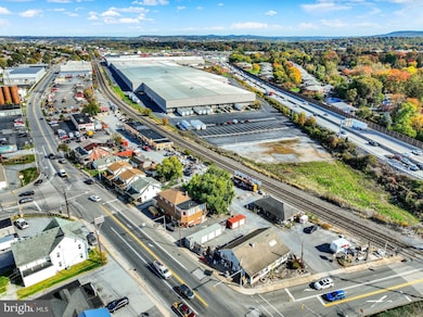 302 S 18th St, Camp Hill, PA 17011 - photo 2