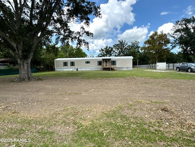 1036 Pointe Claire Dr, Saint Martinville, LA 70582 - photo 2