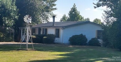 191 Red Rock Ln, Mill Spring, NC 28756 - photo 3