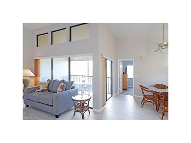 Light and bright - 2nd floor with transom windows