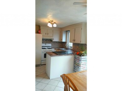 54 Profile Cir, Nashua, NH 03063 - photo 3