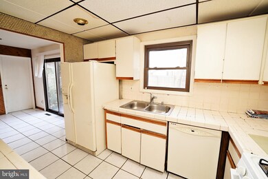 3 Overton Rd, East Windsor, NJ 08520 - photo 7