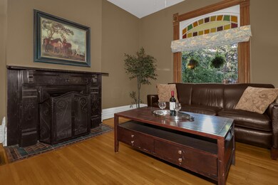 Parlor / Living Room