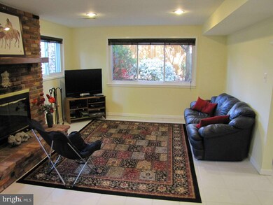 4002 Southend Rd, Rockville, MD 20853 - photo 6