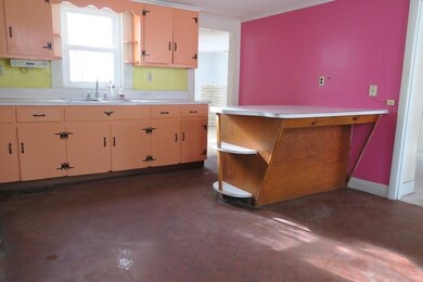 317 Meadow St, Sanbornville, NH 03872 - photo 5