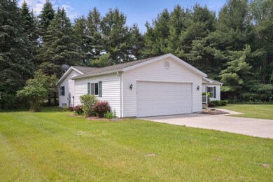 10335-SchoonerLake-CL-Exteriors-2