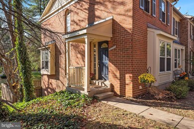 20549 Strath Haven Dr, Montgomery Village, MD 20886 - photo 3