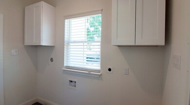 2214 Dolly Wright St, Houston, TX 77088 - photo 6