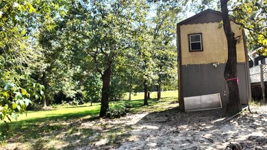 251 Oakdale Dr, Huntsville, TX 77320 - photo 5