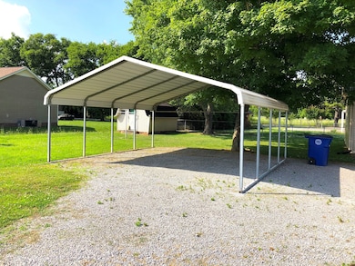 961 Horse Mountain Rd, Shelbyville, TN 37160 - photo 2