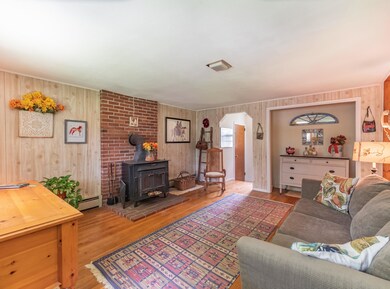 37 Squamscott Rd, Stratham, NH 03885 - photo 3