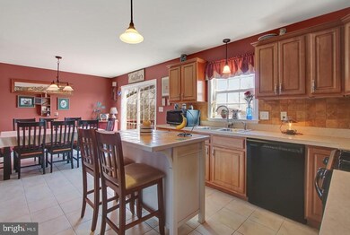 1514 Ridge Ave, Reading, PA 19607 - photo 6