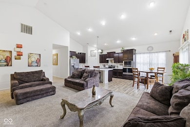 4115 Stubbington Ln, Indianapolis, IN 46239 - photo 6