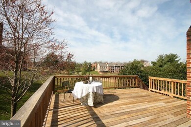 9112 Willow Gate Ln, Bethesda, MD 20817 - photo 6