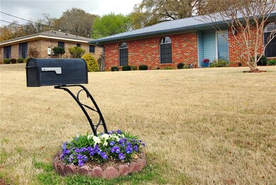 141 Carol St, Prattville, AL 36067 - photo 4