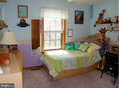 23244 Hickory Nut Dr, California, MD 20619 - photo 6