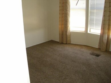 4777 60th St W, Rosamond, CA 93560 - photo 6