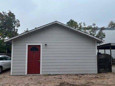 704 W 34th St unit B, Austin, TX 78705 - photo 3