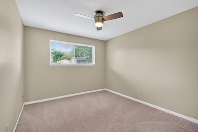 4211 65th St unit 1, Urbandale, IA 50322 - photo 5
