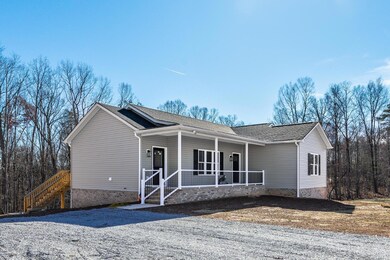 1720 Oak Ridge Rd, Appomattox, VA 24522 - photo 2
