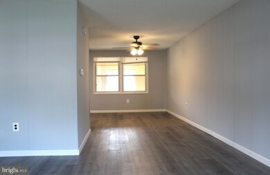 3104 Ryerson Cir, Halethorpe, MD 21227 - photo 7