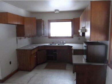 1115 Lackey Hill Rd, Saint Johnsbury, VT 05819 - photo 6