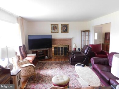 6404 Riggs Rd, Hyattsville, MD 20783 - photo 2