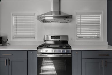 12 Phillips Ave, Middletown, RI 02842 - photo 4