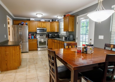137 Gilmore Rd-12