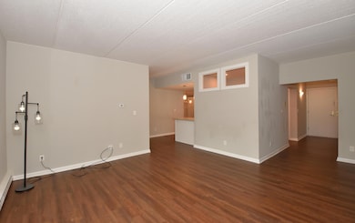 East Park Towers unit 1CN, Racine, WI 53403 - photo 5