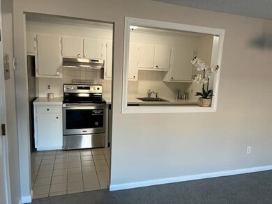 6 Hallmark Gardens unit 7, Burlington, MA 01803 - photo 5