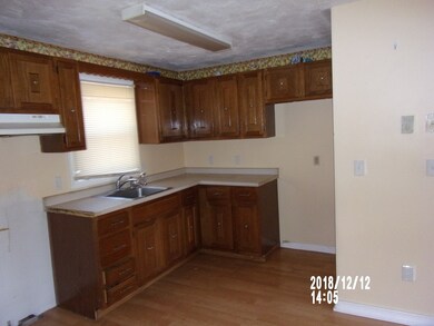 5 Florence St, Worcester, MA 01610 - photo 6