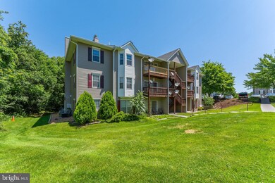 112 Timberlake Terrace unit 10, Stephens City, VA 22655 - photo 2
