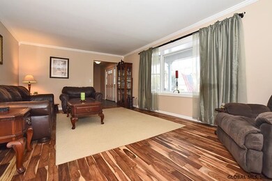 31 Jones Rd, Saratoga Springs, NY 12866 - photo 5