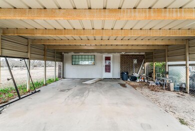 503 Windsor Ln, Springtown, TX 76082 - photo 3