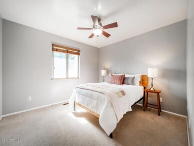 7_Bedroom-One_800x600_3584252