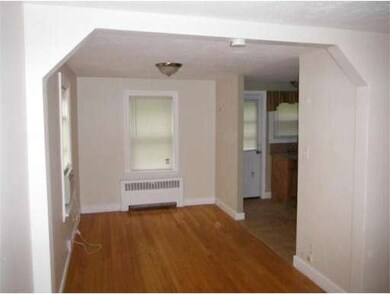 54 Reed St, Worcester, MA 01602 - photo 6