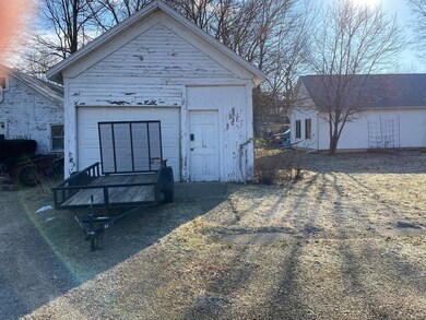 404 N Niles garage