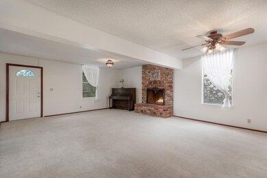 310 Shaw St Web-10