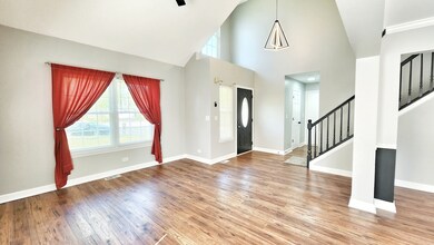 1001 Cortney Cir, Carpentersville, IL 60110 - photo 6