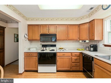 430 Elderberry Ct, Mount Laurel, NJ 08054 - photo 5