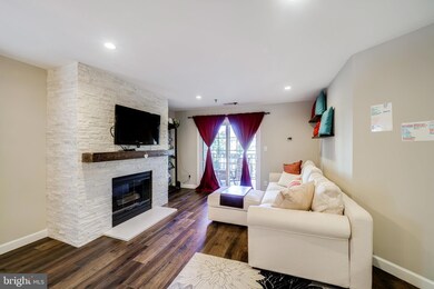 Quaker Hill Community unit 205, Alexandria, VA 22314 - photo 5