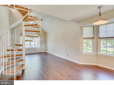 317 Hunters Rd, Swedesboro, NJ 08085 - photo 5