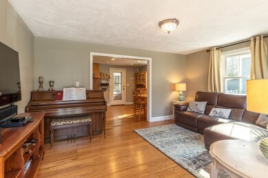 6 North St, North Reading, MA 01864 - photo 6