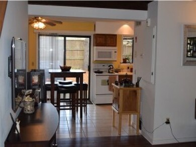 133 Colonial Dr unit 608, White River Junction, VT 05001 - photo 5